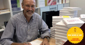 William Cortvriendt signeert zijn nieuwe boek Kankervrij